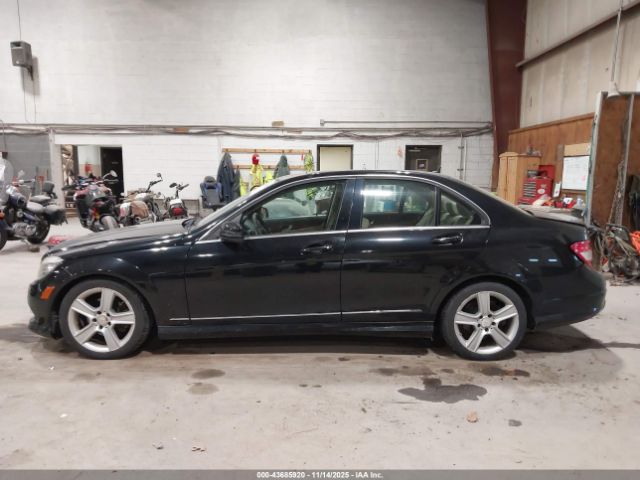 Mercedes-Benz C-Class Sport 4matic Image 12