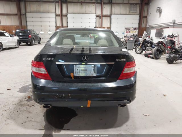 Mercedes-Benz C-Class Sport 4matic Image 9