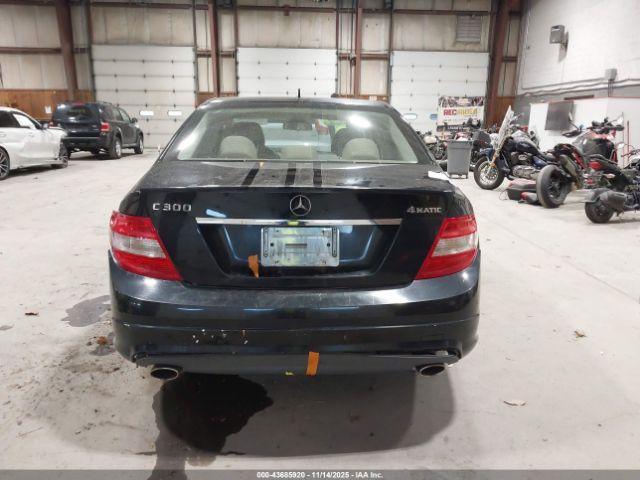 Mercedes-Benz C-Class Sport 4matic Image 9