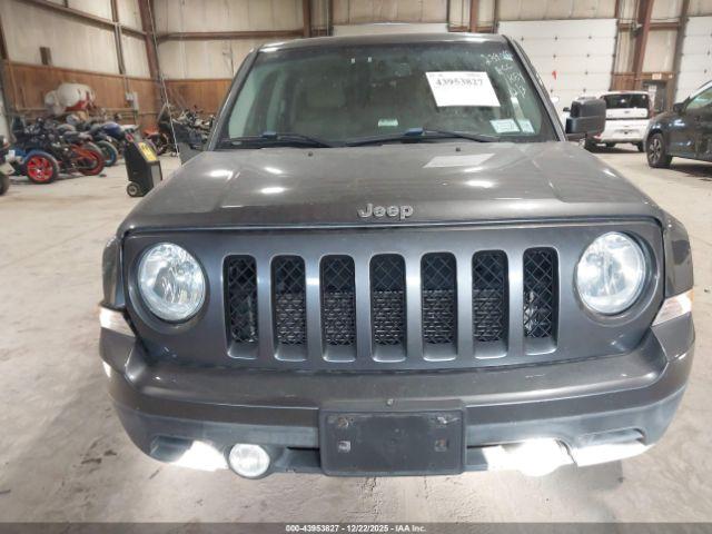Jeep Patriot Latitude Image 3