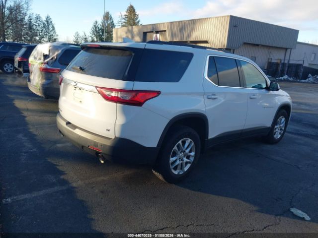 Chevrolet Traverse Awd Lt Cloth Image 2
