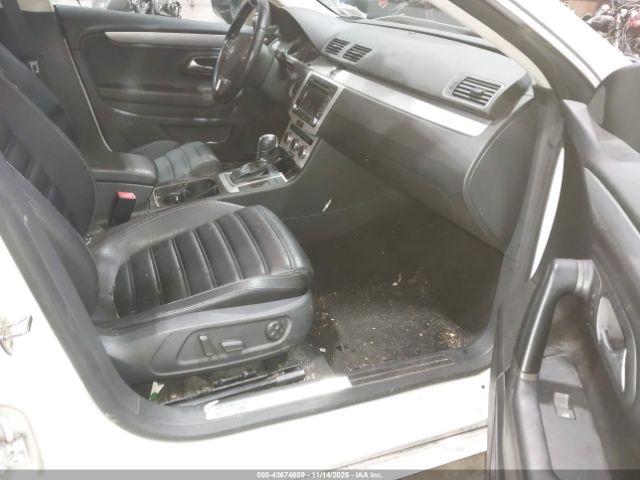 Volkswagen CC 2.0t Sport Image 14