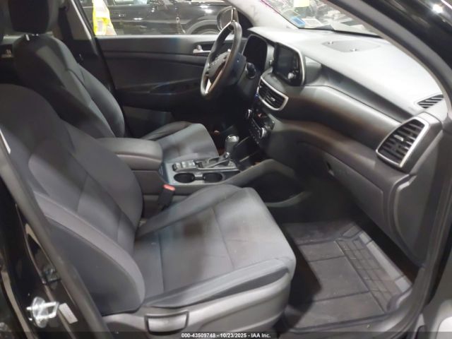 Hyundai TUCSON Value Image 10