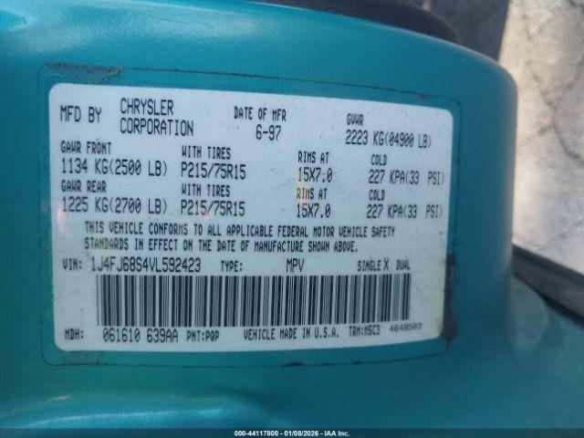 Jeep Cherokee Sport Image 11