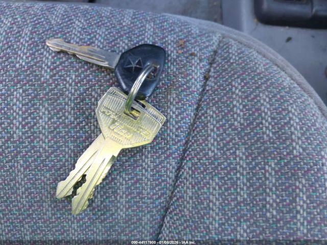 Jeep Cherokee Sport Image 2