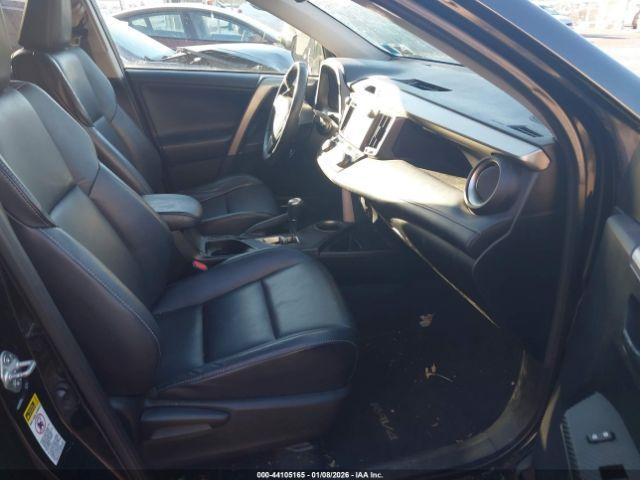 Toyota RAV4 Limited Image 15