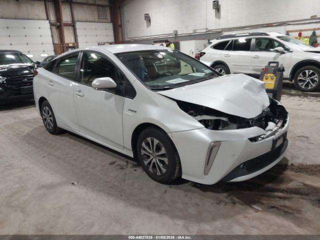  Salvage Toyota Prius