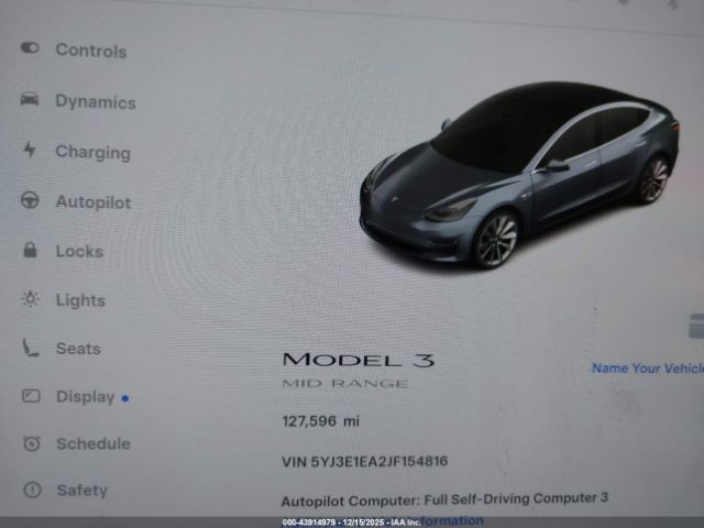 Tesla Model 3 Image 7