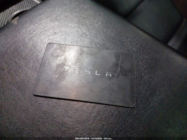 Tesla Model 3 Image 19