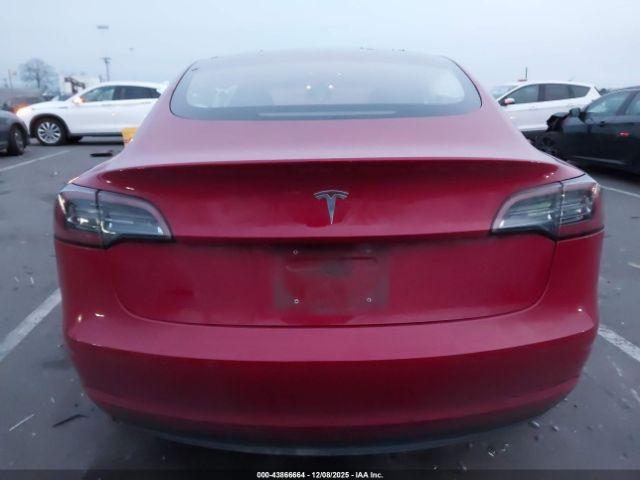 Tesla Model 3 Image 2