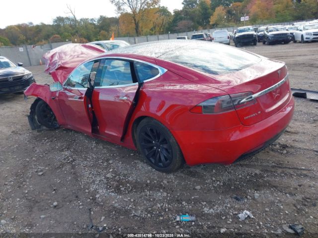 Tesla Model S Image 2