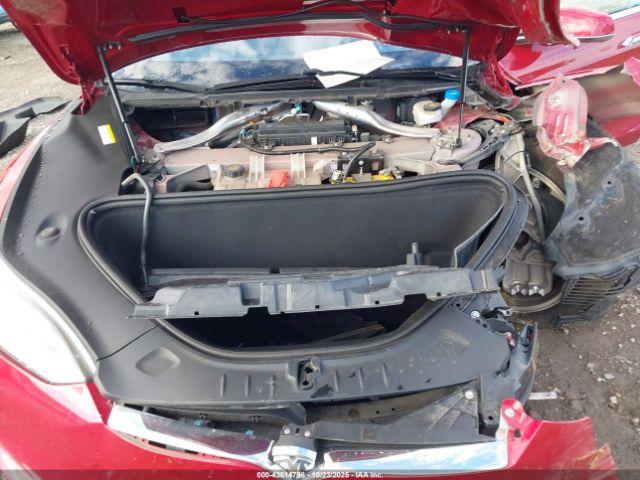 Tesla Model S Image 15