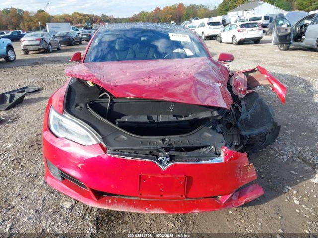 Tesla Model S Image 10