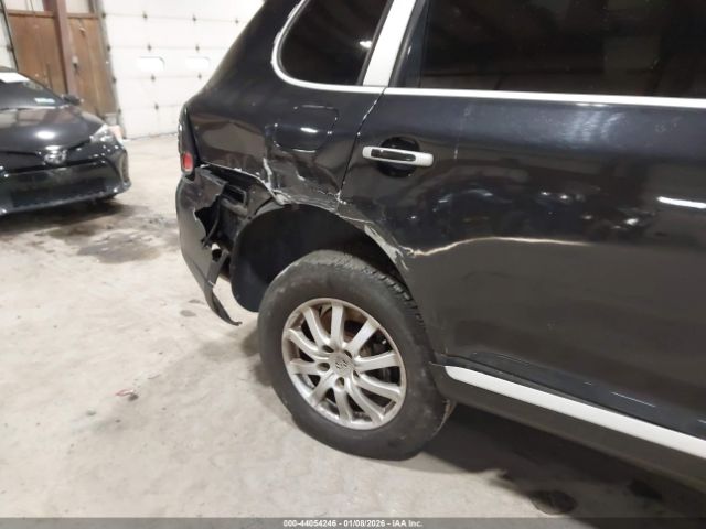 Porsche Cayenne Image 9