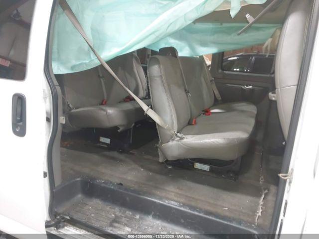 Chevrolet Express Lt Image 4