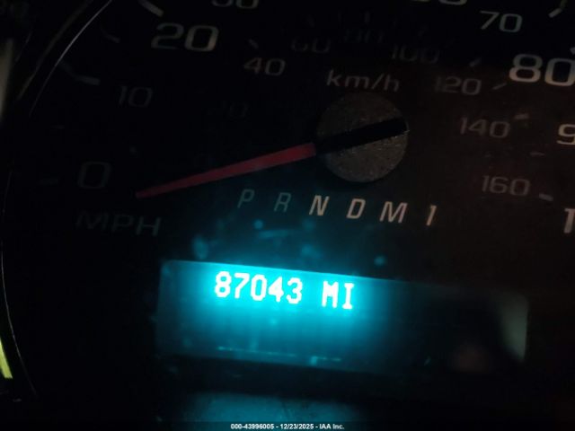 Chevrolet Express Lt Image 14