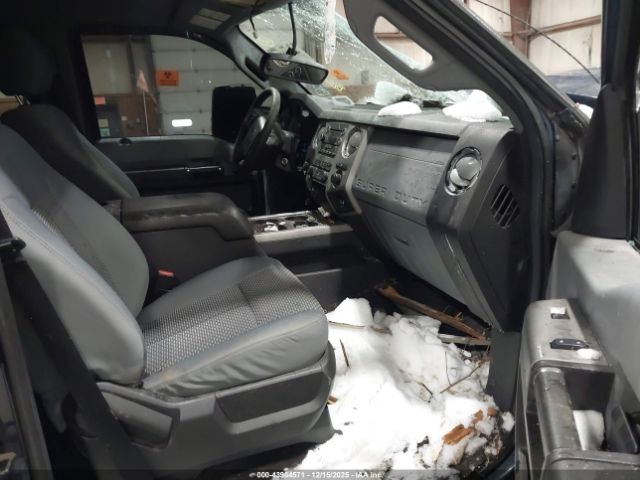 Ford F-250 Xlt Image 6