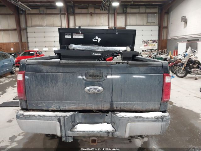 Ford F-250 Xlt Image 10