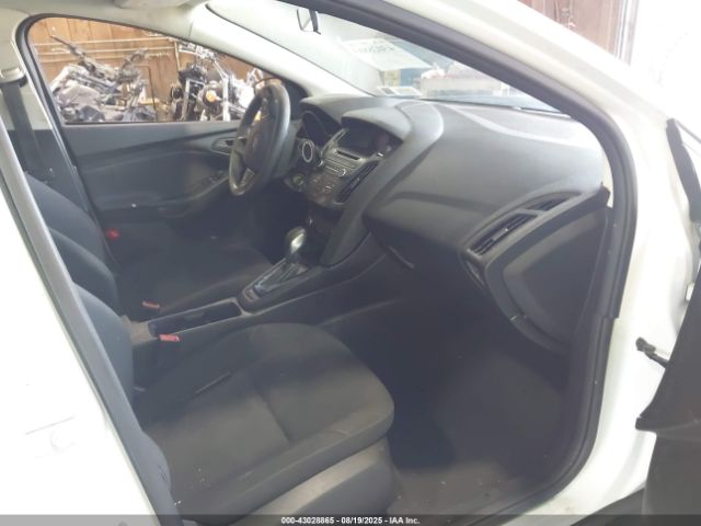 Ford Focus S Image 4