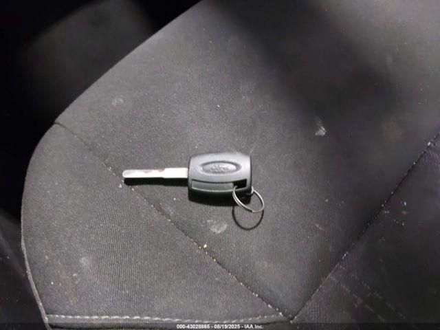 Ford Focus S Image 6