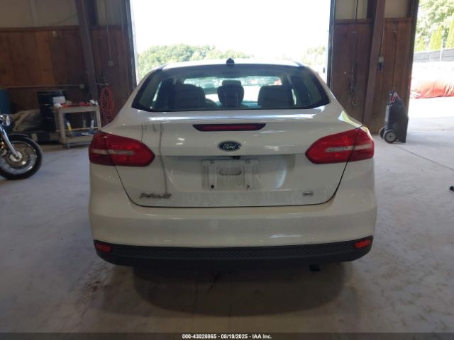 Ford Focus S Image 12