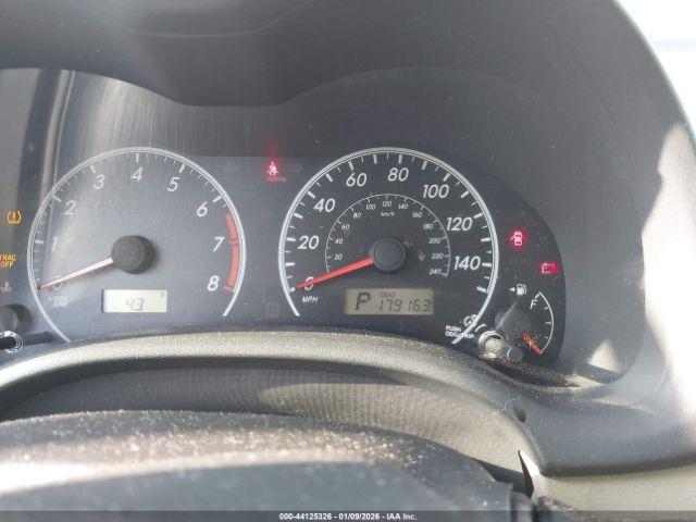 Toyota Corolla Le Image 5