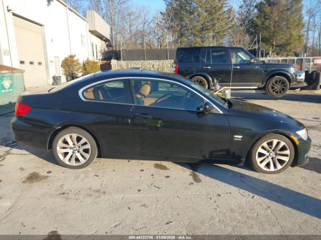 BMW 3 Series Xdrive Image 8