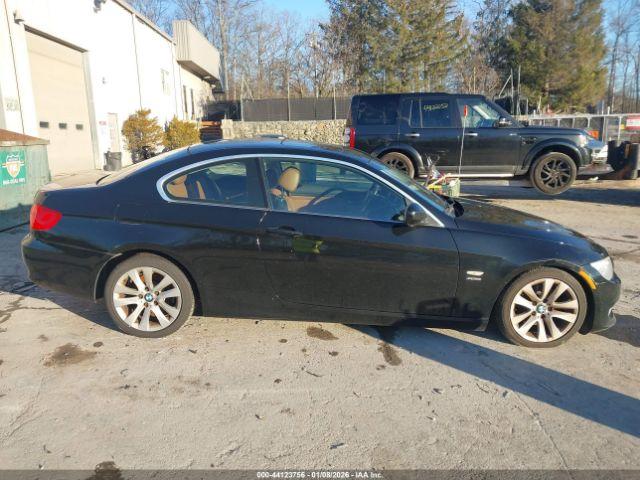 BMW 3 Series Xdrive Image 8