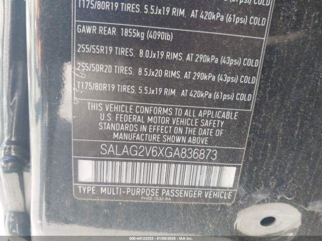 Land Rover LR4 Image 9