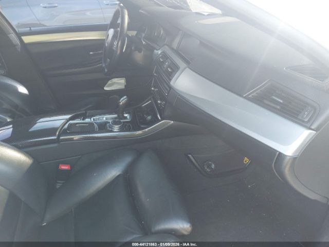 BMW 5 Series Xdrive Image 3