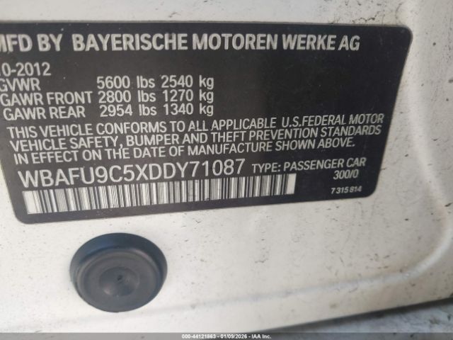 BMW 5 Series Xdrive Image 12