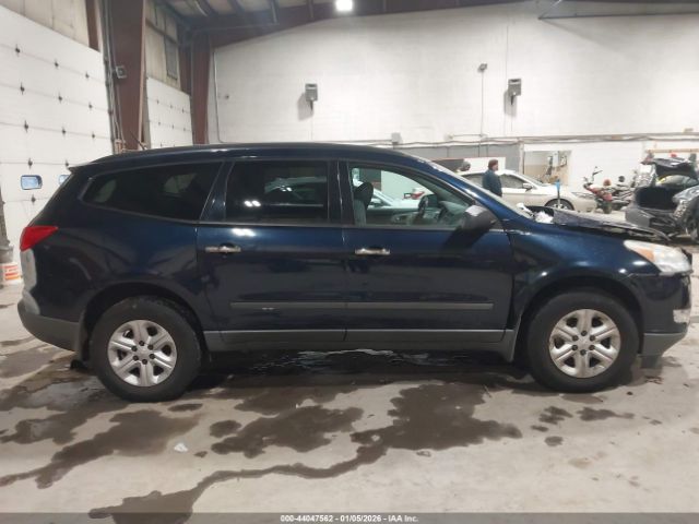 Chevrolet Traverse Ls Image 4