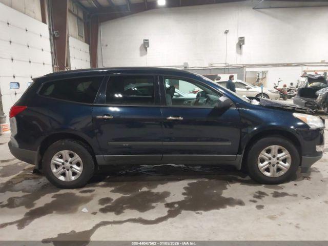 Chevrolet Traverse Ls Image 4