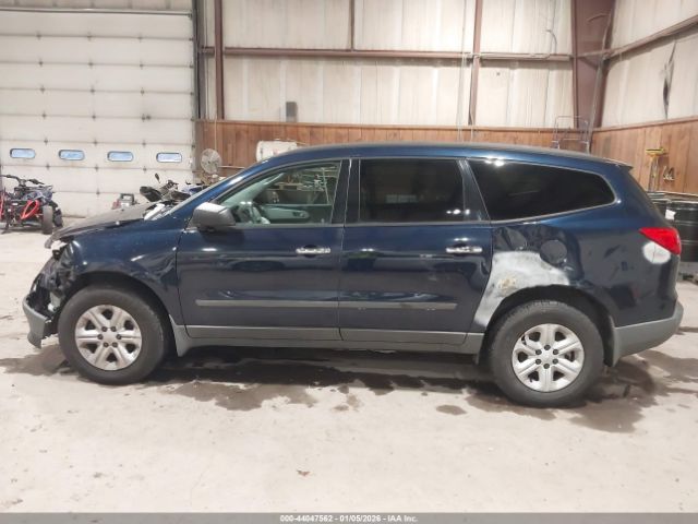 Chevrolet Traverse Ls Image 3