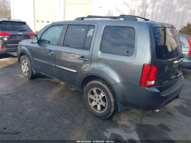 Honda Pilot Touring Image 3