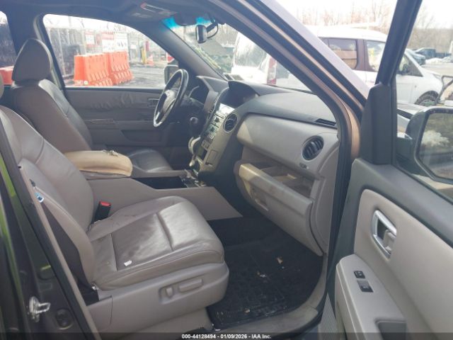 Honda Pilot Touring Image 9