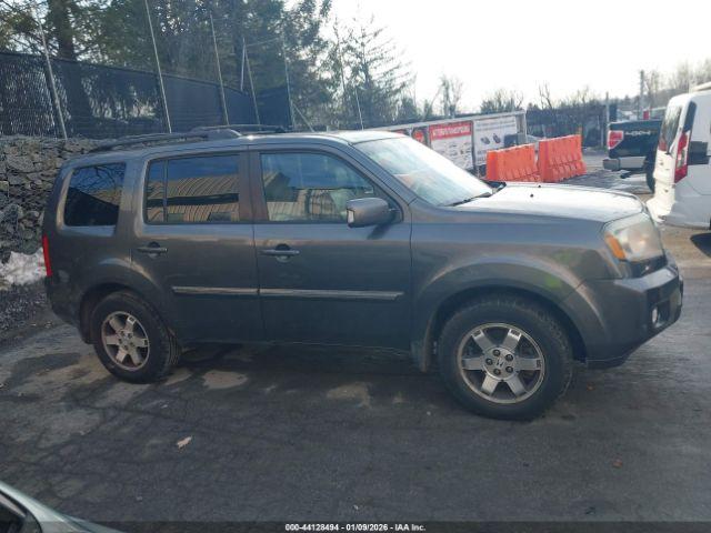 Honda Pilot Touring Image 17