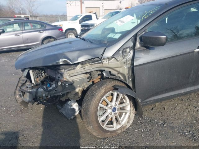 Ford Focus Se Image 6