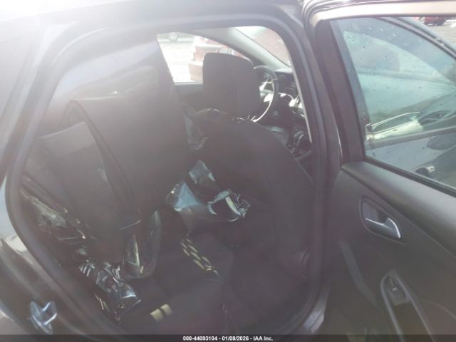 Ford Focus Se Image 10