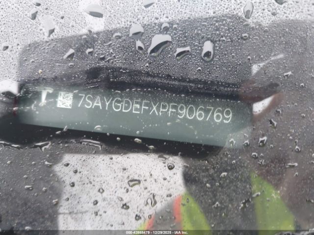 Tesla Model Y Performance Dual Motor All-wheel Drive Image 16