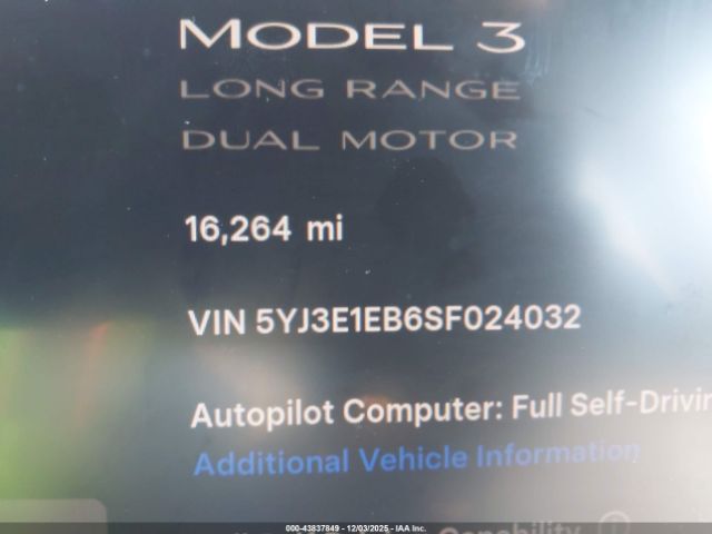 Tesla Model 3 Long Range All-wheel Drive Image 15